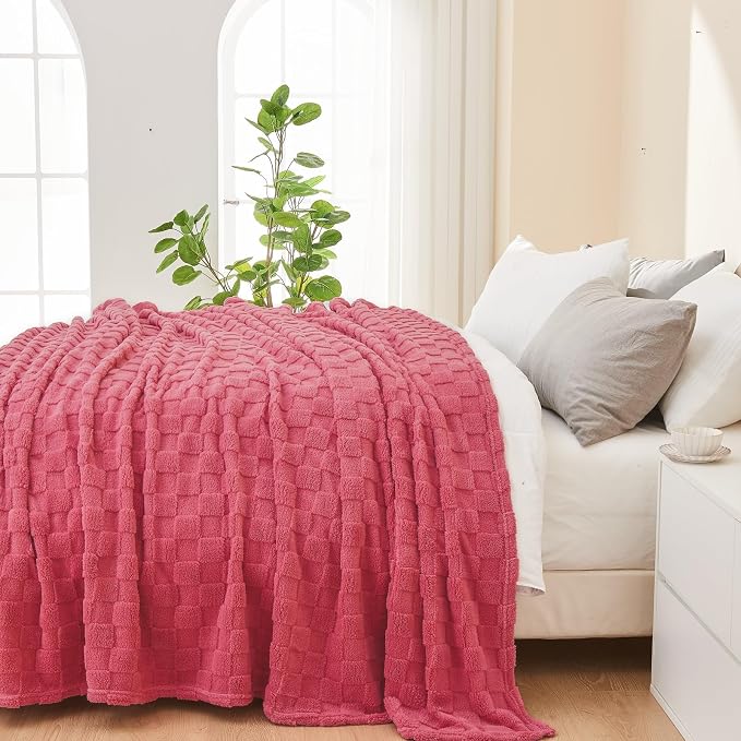 NEWCOSPLAY 3D Checkered Flannel Twin Blanket, Coral Pink, 60"x80" | Super Soft Cute Lightweight Decorative Premium Silky Fleece Blanket for Couch Sofa Bed, Gift for Women Men, All Season Use