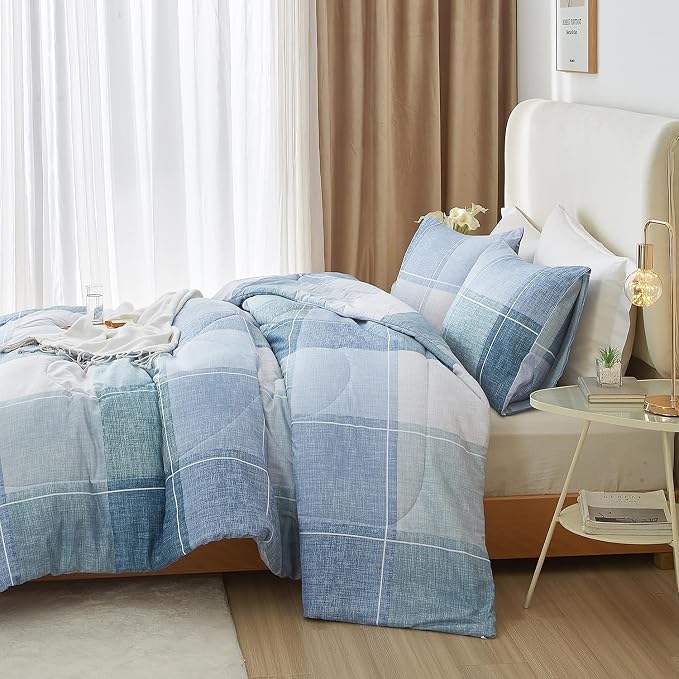 LifeTB Queen Comforter Set Modern Style Checkered Pattern Comforter for Men Boys Blue Plaid Printed Geometric Comforter with 2 Pillow Shams Fluffy Boho Grid Checkered Comforter Set Queen Size
