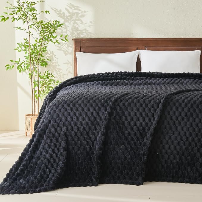 NEWCOSPLAY Fleece Clouds Cozy Queen Blanket for Couch, Black, 90"x90" | Premium Silky Flannel Blanket, Soft Lightweight Fluffy Throw Blanket for Bed Sofa Decor, Gift for All Season Use