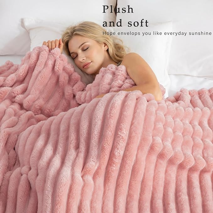 Exclusivo Mezcla Striped California King Size Fleece Blanket for Bed | Soft Breathable Cozy Bed Blankets, Lightweight Plush Fluffy Fuzzy Jacquard Decorative Blankets