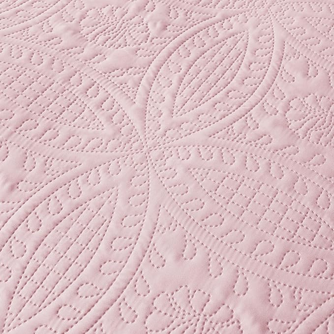 akkialla King/Cal King Quilt Set,Pink Lightweight Bedspread with Coin Pattern, Soft Microfiber Coverlet for All Seasons, Breathable and Skin-Friendly Fabric (1 Quilt, 2 Pillow Shams)