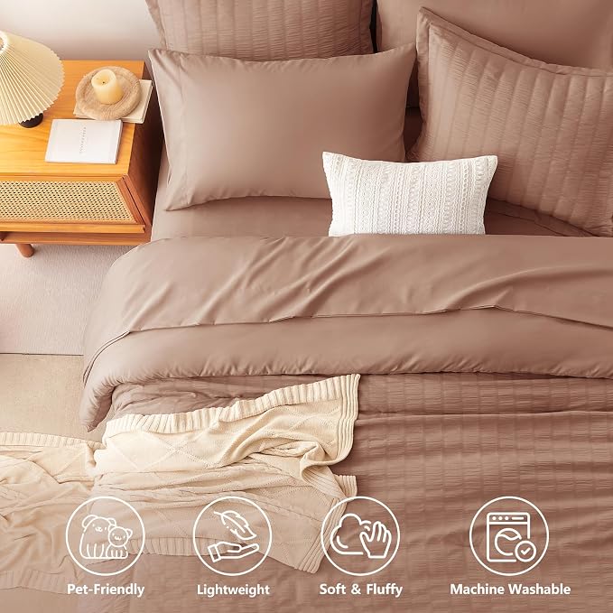 Full Comforter Sets, 7 Pieces Mocha Mousse Seersucker Bed in a Bag | OEKO-TEX Certified, All Season Bedding Set with 240 GSM Down Alternative Comforter, Flat & Fitted Sheets, Pillowcases & Shams