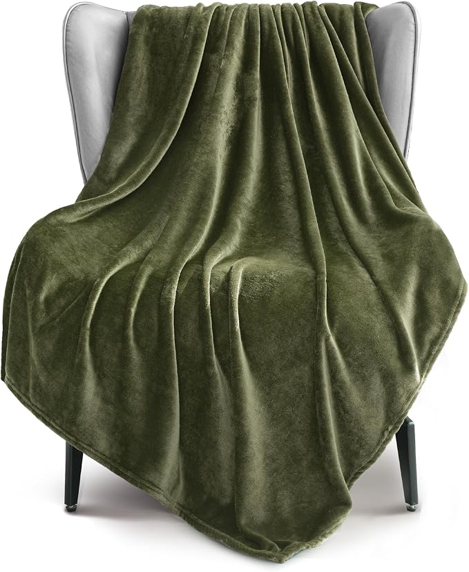 Exclusivo Mezcla Soft Large Fleece Throw Blanket for Couch, Olive Green | 50x70 Inches, Double-Sided Brushed Flannel, Lightweight Plush Cozy Blanket for Home Decor, All Season, Machine Washable