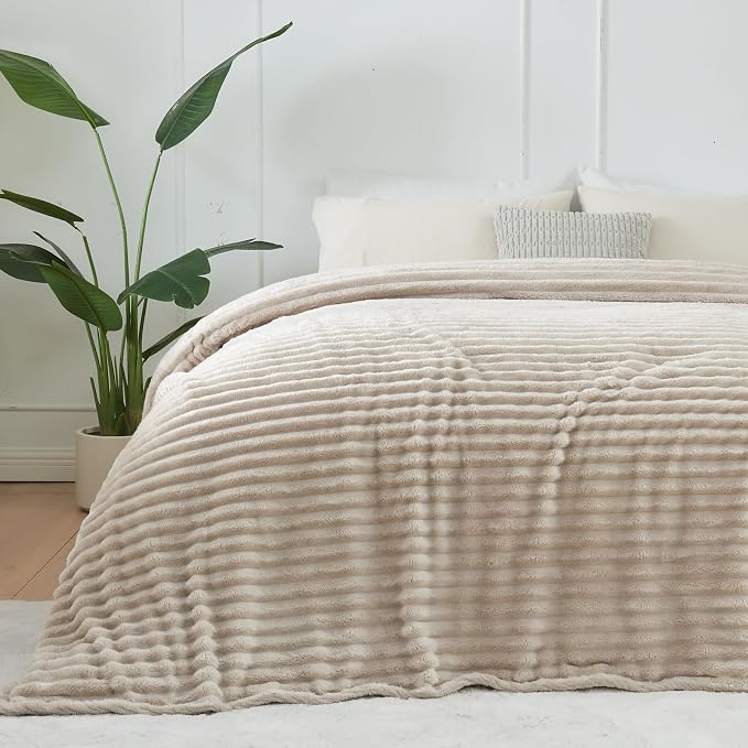 NEWCOSPLAY Fleece Ribbed Cozy Queen Blanket for Couch, Linen, 90"x90" | Premium Silky Flannel Blanket, Soft Lightweight Fluffy Throw Blanket for Bed Sofa Decor, Gift for All Season Use