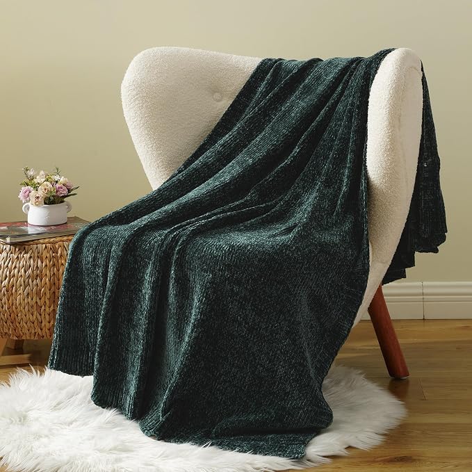Dark Green Throw Blanket, Chenille Throw Blanket for Couch Bed 51"x67" | Shiny Chenille Blanket, Christmas Green Knit Throw Blanket, Soft Warm Chenille Knitted Blanket for Home Decor