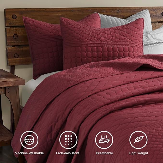HORIMOTE HOME Burgundy Red Twin Size Quilt Set - Soft Microfiber Bedspread with 1 Sham, Lightweight & All-Season Geometric Coverlet for Cozy Bedding