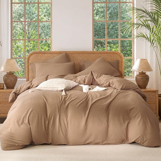 King Size Comforter Set Polka Dot Dark Brown Luxury Washed Microfiber Jacquard 3 Pieces Bedding, Dark Brown Dot Pattern Comforter with 2 Pillowcases Soft Breathable Durable Comfy