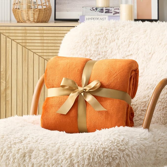 Hansleep Queen Orange Fleece Blanket, Soft Flannel Bed Blanket | Fuzzy Cozy Blanket 90x90 Inches, Multi-use for Bed, Sofa, Couch, Travel, Camping, All Season Warm Lightweight Cover