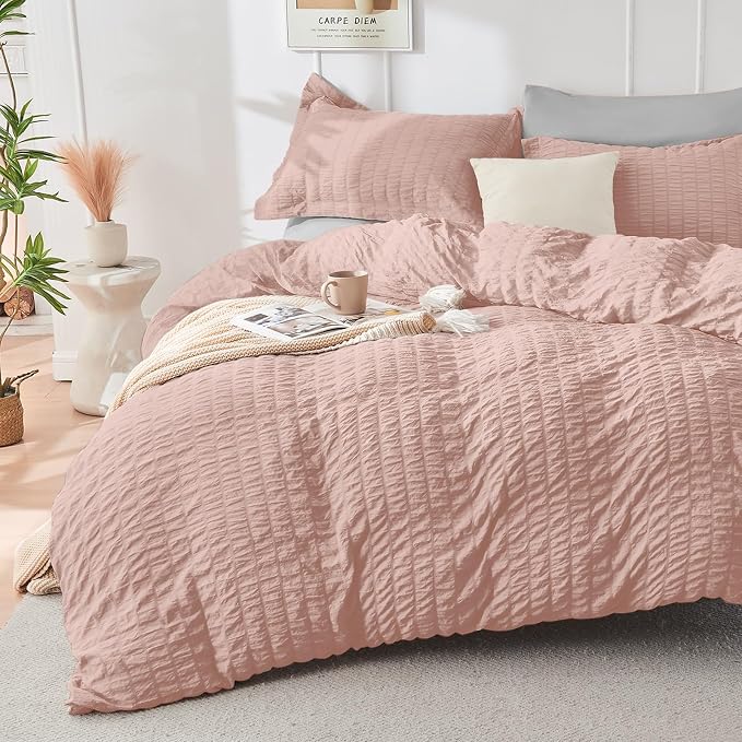 HYMOKEGE Rose Gold/Light Grey Duvet Cover King Size, Ultra Soft 3-Piece Seersucker Duvet Cover Set with Zipper Closure, Soft Brushed Microfiber Bedding Set with 8 Corner Ties (104"x90", 2 Pillowshams)