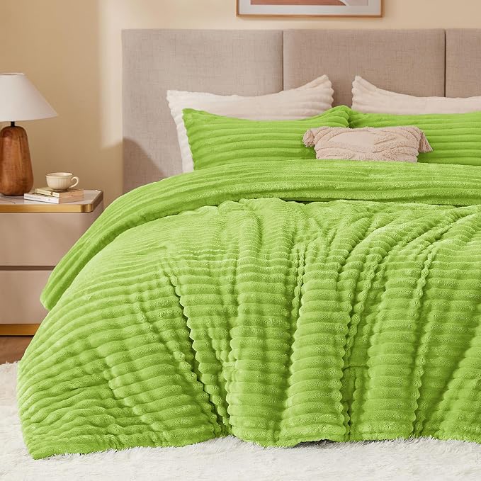 BEDELITE Fleece Queen Comforter Set, Fluffy Bed Set, Dark Citron | Super Soft & Warm Bedding, Luxury Fuzzy Faux Fur Comforter for Winter, Heavy Plush Bedding, with 2 Pillowcases