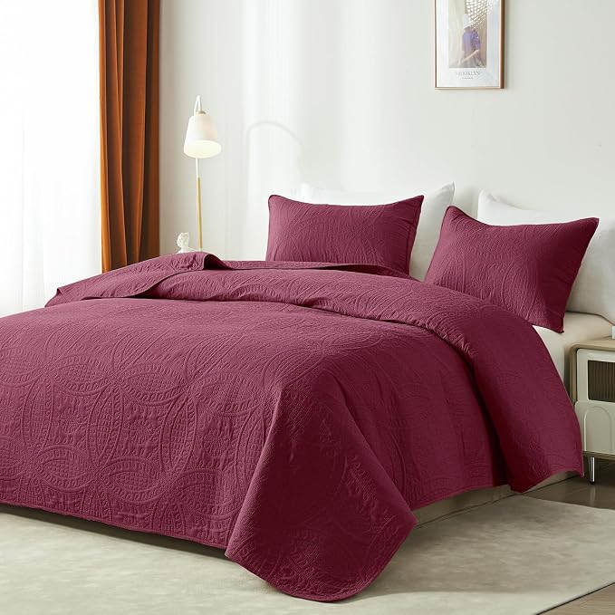 akkialla Burgundy King/Cal King Quilt Set, Ultrasonic Lightweight Bedspread Coverlet for Modern Minimalist Bedroom, Soft Microfiber Coin Pattern Bedding, 3-Piece (1 Quilt, 2 Pillow Shams) | Breathable fabric