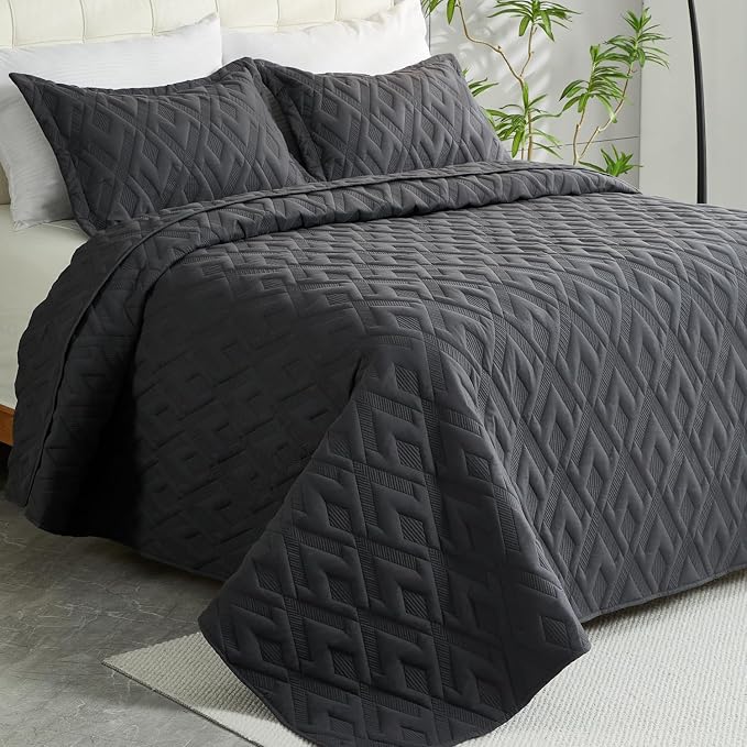 Cmfshape Diamond Embroidery Quilt Set,3 Pieces King Quilt Bedding Set,Lightweight Soft Quilt Set for All Seasons,Soft Bedspread Reversible Coverlet(Dark Gray,106"x96")