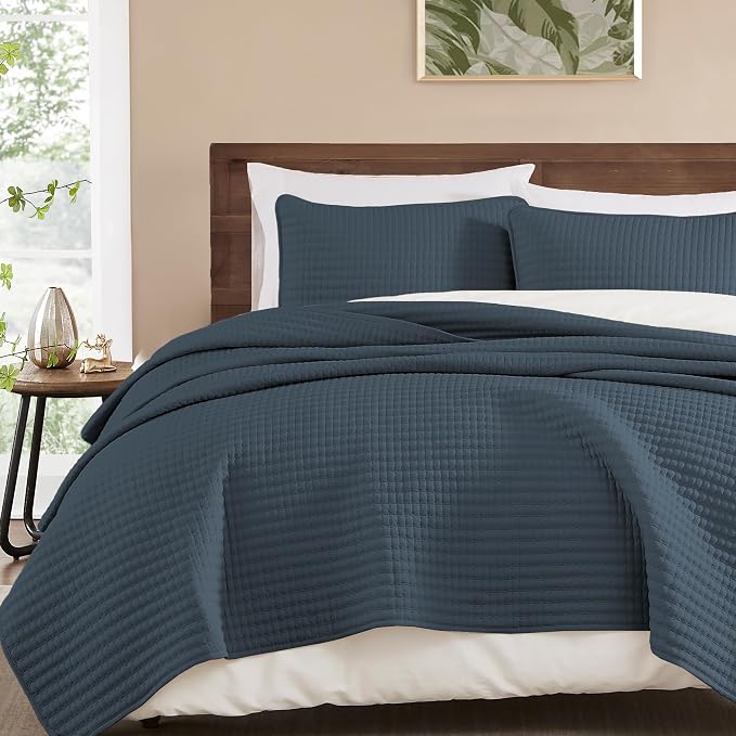 Queen Quilt-Lightweight Navy Blue Bedspreads Queen Size Quilt Bedding Set | Soft Coverlet with 2 Pillow Shams for All Seasons, Suitable for Bed, Couch, 3 Pieces, 90"x94"