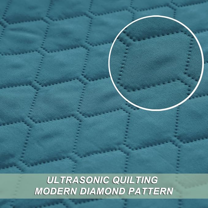 Exclusivo Mezcla Reversible King Size Quilt Bedding Set, Dusty Teal | Lightweight Bedspreads with 2 Pillow Shams, Soft Microfiber, All Season Bed Coverlets for Bedroom Guest Room, 104x96 Inch