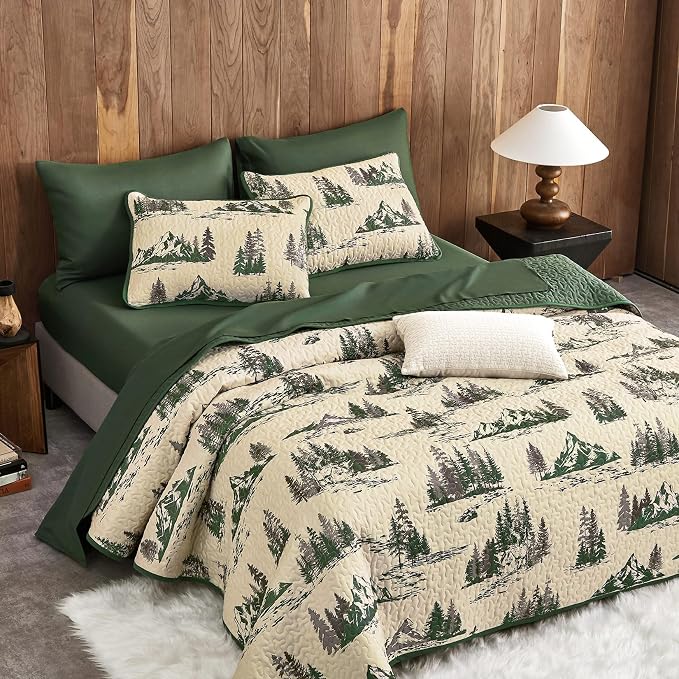 Wake In Cloud - Rustic Quilt Set, Cabin Forest Woodland Camping Theme with Lodge Mountain Print, Reversible Lightweight Bedspread Coverlet, 3 Pieces, Green Brown, King Size