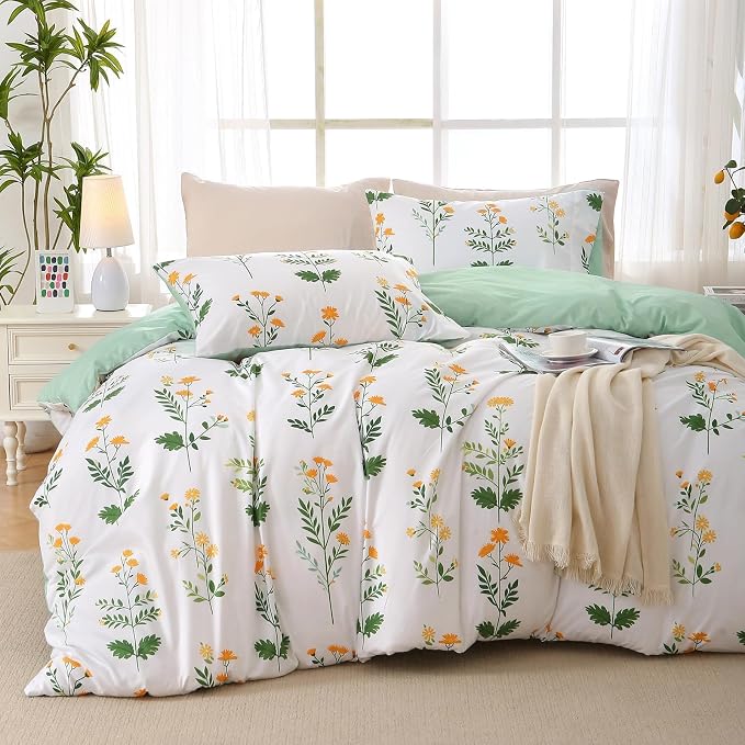 Duvet Cover Queen Size, Reversible Floral Vintage Duvet Cover Set with Zipper Closure, 3 Pieces Botanical Patterns Soft Microfiber Bedding Set (90"x90", 2 Pillow Cases, Honeysuckle Green White)