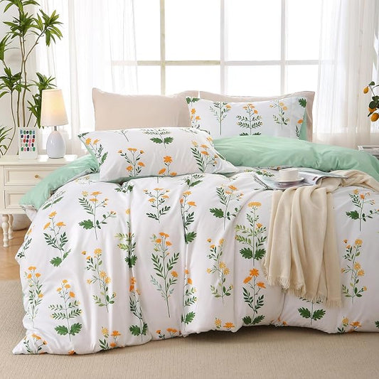 Duvet Cover Queen Size, Reversible Floral Vintage Duvet Cover Set with Zipper Closure, 3 Pieces Botanical Patterns Soft Microfiber Bedding Set (90"x90", 2 Pillow Cases, Honeysuckle Green White)
