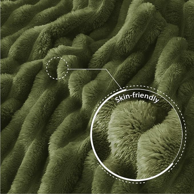 Exclusivo Mezcla Striped Fleece Throw Blanket for Couch, Sofa, Bed, 50"x60" | Soft Breathable Cozy Bed Blankets, Lightweight Plush Fluffy Fuzzy Jacquard Decorative Blankets