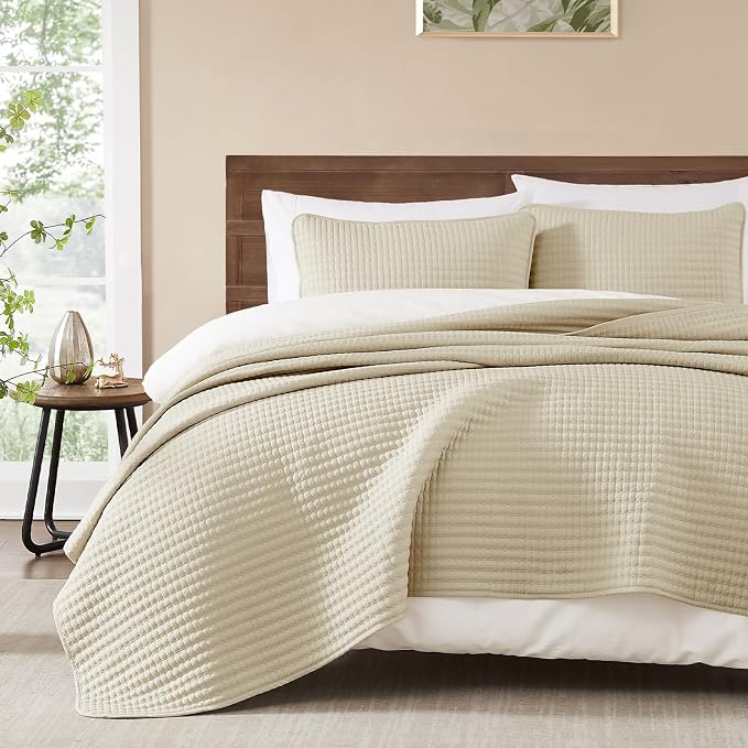 King Size Quilt-Lightweight Bedspreads Beige King Quilt Bedding Set | Soft Coverlet with 2 Pillow Shams for All Seasons, Suitable for Bed, Couch, 3 Pieces, 106"x94"