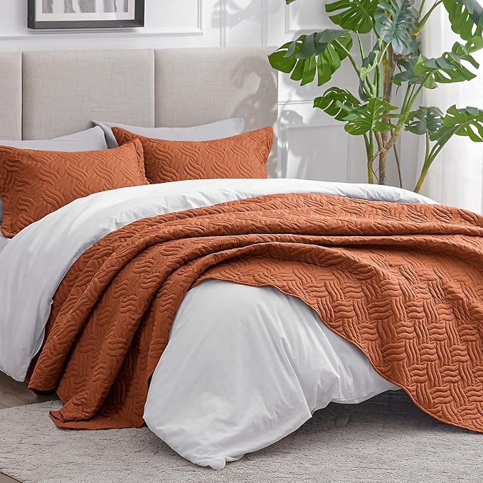 Love's cabin Twin Quilt Bedding Set Umber Bedspreads - Soft Bed Summer Lightweight Bedspread Comforter - Wave Pattern Bedding Coverlet for All Season - 2 Pieces (1 Quilt, 1 Pillow Sham)