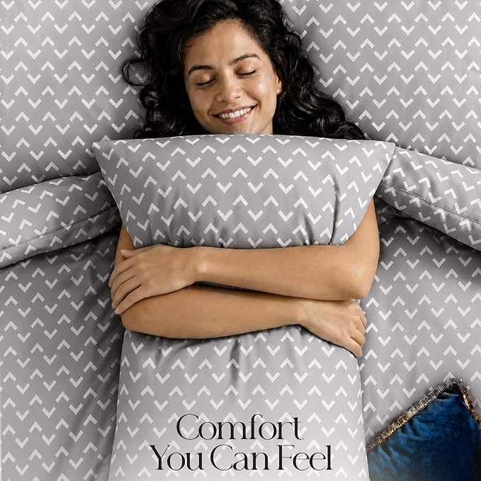 Utopia Bedding 3 Pc King Comforter Set, Printed Comforter, Arrows White | Comforter Set Includes Comforter (90x102) Inches, 2 Shams (20x36) Inches. Soft Microfiber Down Alternative, Machine Washable.