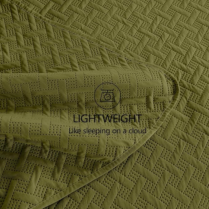 FLYMME Quilts King Size,Lightweight Olive Green Bedspreads,Basket Weave Pattern,Ultra Soft Microfiber Bed Coverlet 3 Pieces for All-Seasons (1 Quilt,2 Shams)