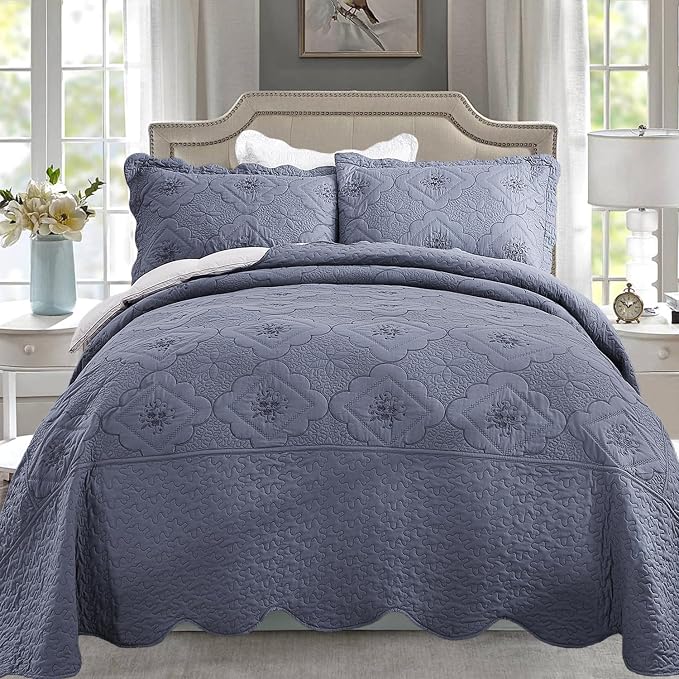 Cmfshape Oversized Floral Embroidery Quilt Set,3 Pieces Super King Quilt Bedding Set,Classic Diamond Pattern Quilt,Ultra Soft Lightweight Bedspread Coverlet for All Season(Bluish Grey,120"x120")