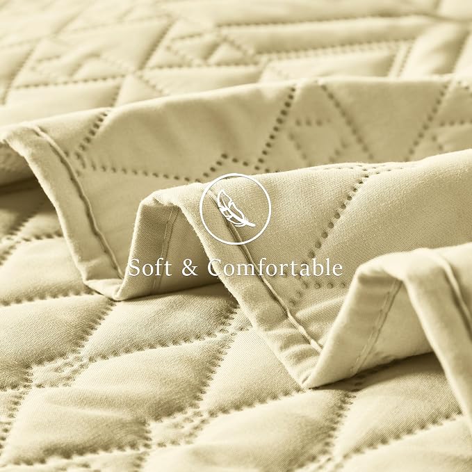 akkialla King/Cal King Size Quilt Bedding Set,Butter Yellow Lightweight Microfiber Soft Bedspread,Modern Style Geometric Pattern Coverlet Set for All Seasons,3 Piece(1 Quilt,2 Pillow Shams)