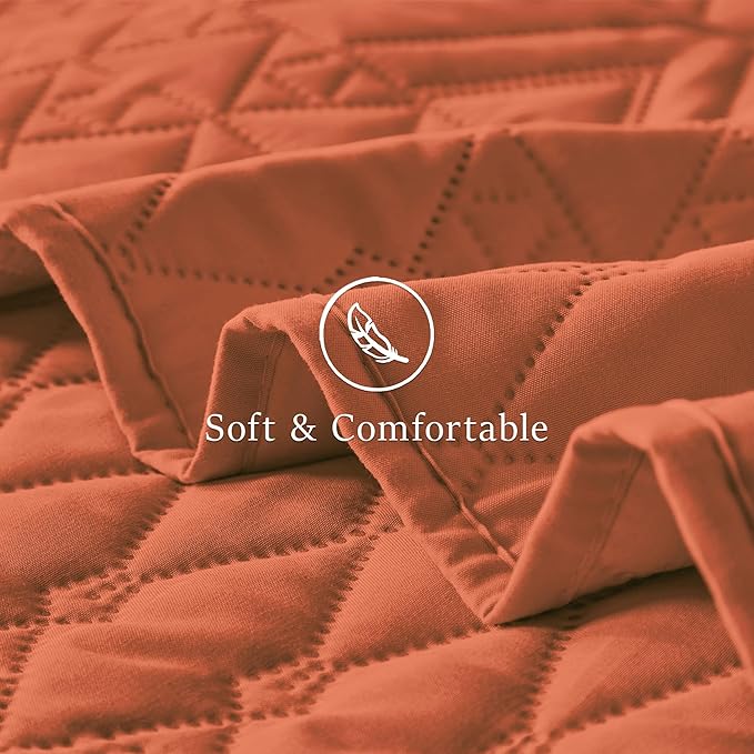 akkialla Full/Queen Size Quilt Bedding Set,Burnt Orange Lightweight Microfiber Soft Bedspread,Modern Style Geoetric Pattern Coverlet Set for All Seasons,3 Piece(1 Quilt,2 Pillow Shams)