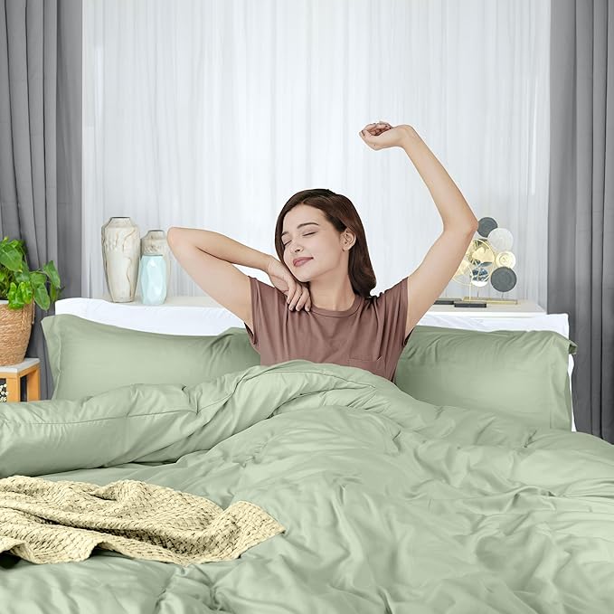 Duvet Cover Queen, 3 Piece Cotton Like Polyester With Zipper Closure, Sage | Extra Soft and Breathable, Wrinkle & Fade Resistant, Includes Duvet Cover and 2 Pillow Shams, Comforter Not Included, OekoTex