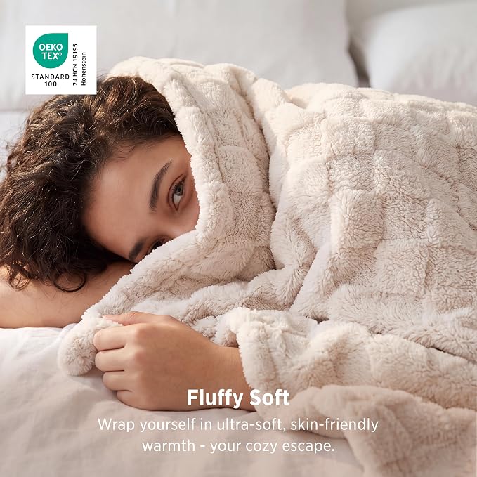 Bedsure GentleSoft Full Size Blankets for Bed - Super Soft Cozy Fleece Blanket for Kids Girls, Large Fuzzy Throws for Bedroom Decor, Cream, 84x90 Inches