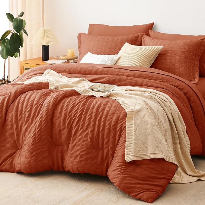 Full Comforter Sets, 7 Pieces Burnt Orange Seersucker Bed in a Bag | OEKO-TEX Certified, All Season Bedding Set with 240 GSM Down Alternative Comforter, Flat & Fitted Sheets, Pillowcases & Shams