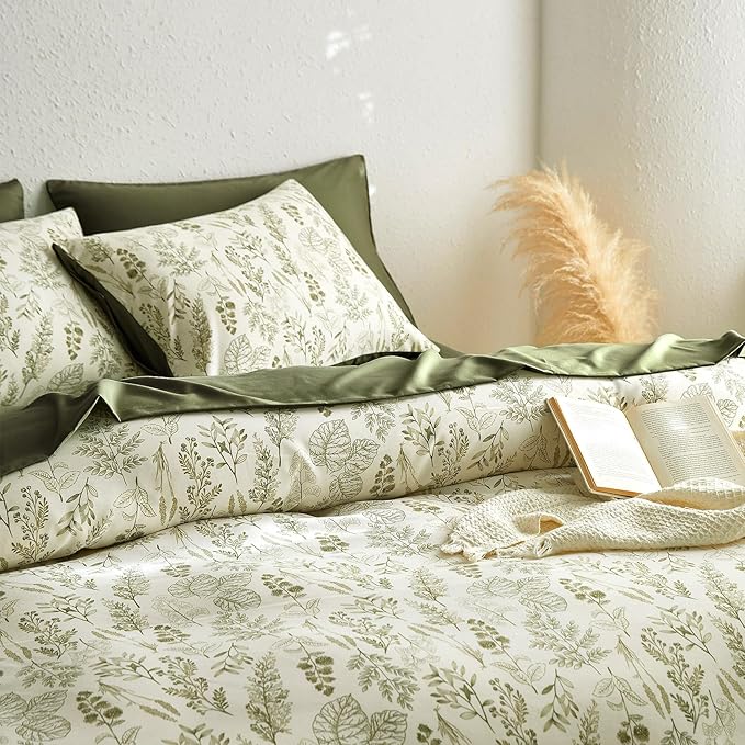 Wake In Cloud - Floral Duvet Cover Set, Botanical Vintage Flower Coquette Cottagecore Aesthetic for Women Teen Girls, Soft Lightweight Bedding, 3-Piece, Olive Green, King Size