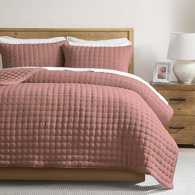 WDCOZY Twin Quit Size Bedding Sets with Pillow Sham, Lightweight Soft Bedspread Coverlet, Quilted Blanket Thin Comforter Bed Cover for All Season, 2 Pieces, 68x90 inches, Rose Red