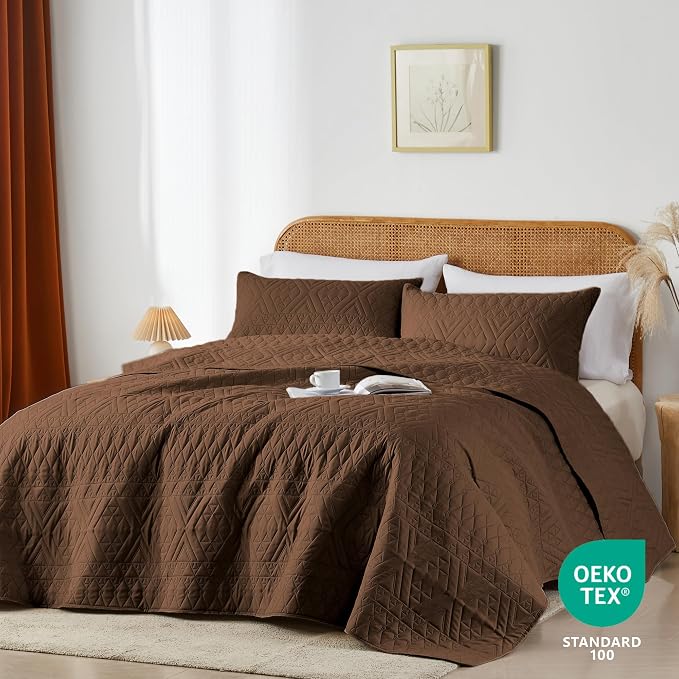 akkialla Twin Size Quilt Bedding Set,Brown Lightweight Microfiber Soft Bedspreads,Modern Style Geoetric Pattern Coverlet Set for All Seasons,2 Piece(1 Quilt,1Pillow Sham)