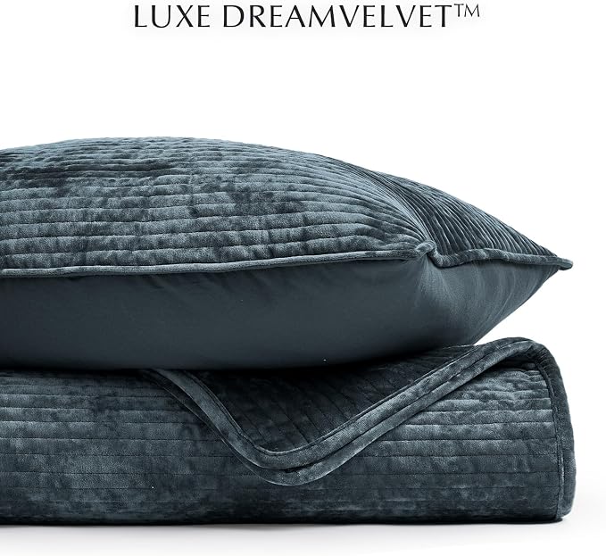 EverGrace Striped Channel Velvet Quilt Set, Queen Size, Midnight Blue | Luxurious Soft Lightweight Velvet Comforter, Oversized Bedspread Coverlet, Quilted Bedding Set for All Season, with 2 Shams