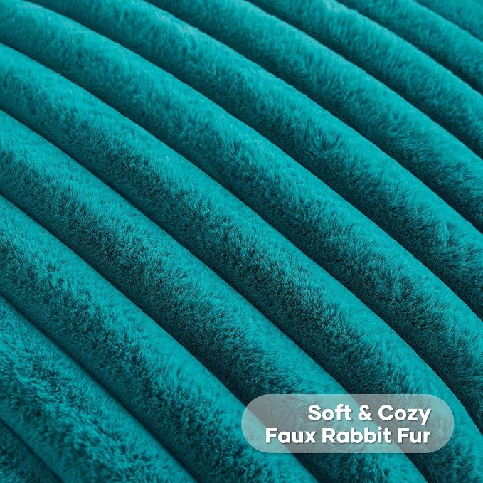 FUTEI Pack of 2 Faux Fur Throw Pillow Covers 28x28 Inch, Teal | Fluffy Faux Rabbit Fur Front/Premium Velvet Back,Hidden Zipper,Machine Washable,Non-Shedding,Colorfast,Insert Not Included.