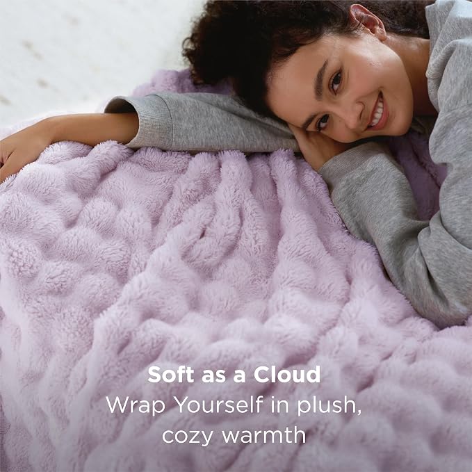 Bedsure 3D Fleece Bubble Blanket for Couch - GentleSoft Purple Throw Blanket for Sofa Bed Room Decor - Luxury Soft Cozy Gifts for Women, Lightweight, All Seasons, Light Purple, 50"×70"