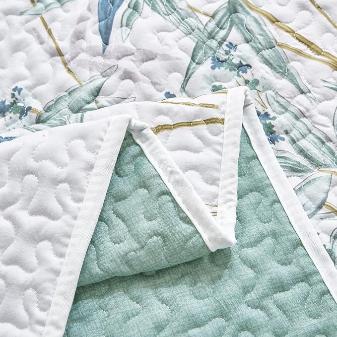 Botanical Quilt Set 3 Pieces King Size, Green Leaves Printed on White Reversible Bedspread Coverlet Set, Soft Microfiber Lightweight Bed Cover for All Season (102" x 90", 1 Quilt+ 2 Pillow Shams)
