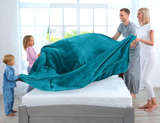 Utopia Bedding Soft Fleece Bed Blanket Full Size Turquoise (90x84 Inch) | Microfiber Plush Warm Lightweight Breathable Cozy Blanket Anti-Static, All Season Use, Gift for Women and Men