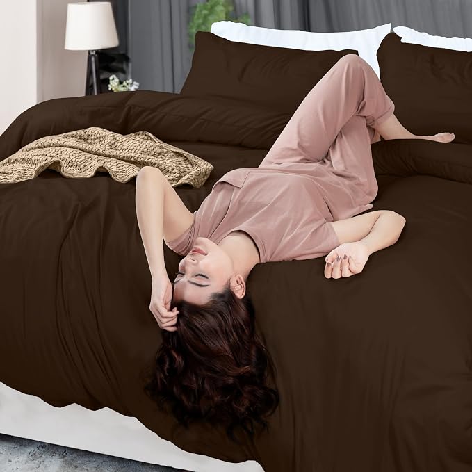Duvet Cover Queen, 3 Piece Cotton Like Polyester With Zipper Closure, Brown | Extra Soft and Breathable, Wrinkle & Fade Resistant, Includes Duvet Cover and 2 Pillow Shams, Comforter Not Included, OekoTex