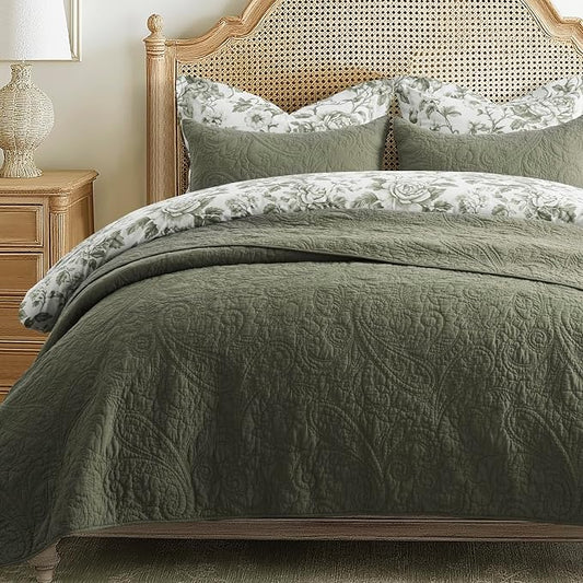 EVERGRACEHOME 100% Cotton Paisley Quilt Set, Queen Size, Olive Green | Prewashed for Softness, Year-Round Breathability, Gift-Ready Box, Matelasse-style Quilted Coverlet, 3 Piece Set with 2 Shams