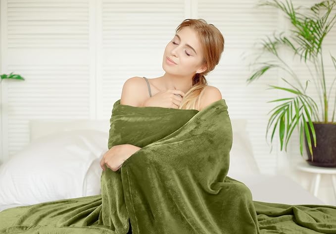 Utopia Bedding Fleece Blanket King Size Olive 300GSM Luxury Fuzzy Soft Anti-Static Microfiber Bed Blanket (90x102 Inch)