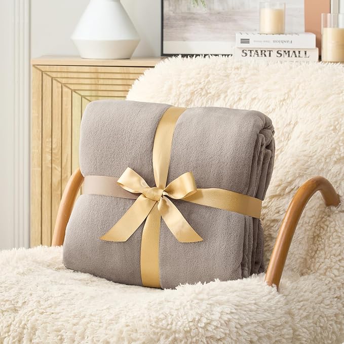 Hansleep Twin Mocha Brown Fleece Blanket, Soft Flannel Bed Blanket | Fuzzy Cozy Blanket 60x80 Inches, Multi-use for Bed, Sofa, Couch, Travel, Camping, All Season Warm Lightweight Cover