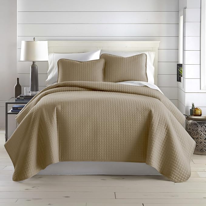 Southshore Fine Living, Inc. Oversized King Quilt Bedding Set, Taupe Quilt California King Size Bedspread with 2 Matching Pillow Shams, Microfiber Quilts, Soft & Cozy Bedding Coverlet, Taupe Quilts