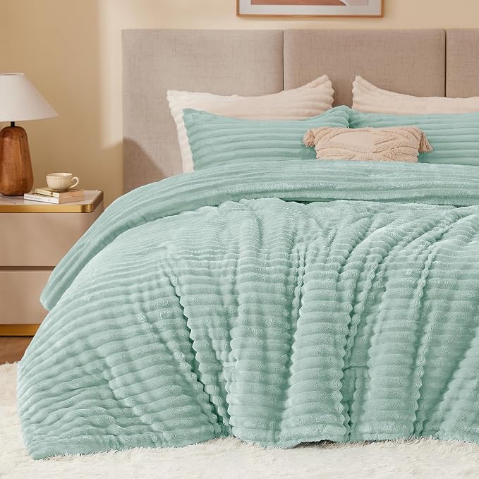BEDELITE Fleece Queen Comforter Set, Fluffy Bed Set, Light Green | Super Soft & Warm Bedding, Luxury Fuzzy Faux Fur Comforter for Winter, Heavy Plush Bedding, with 2 Pillowcases