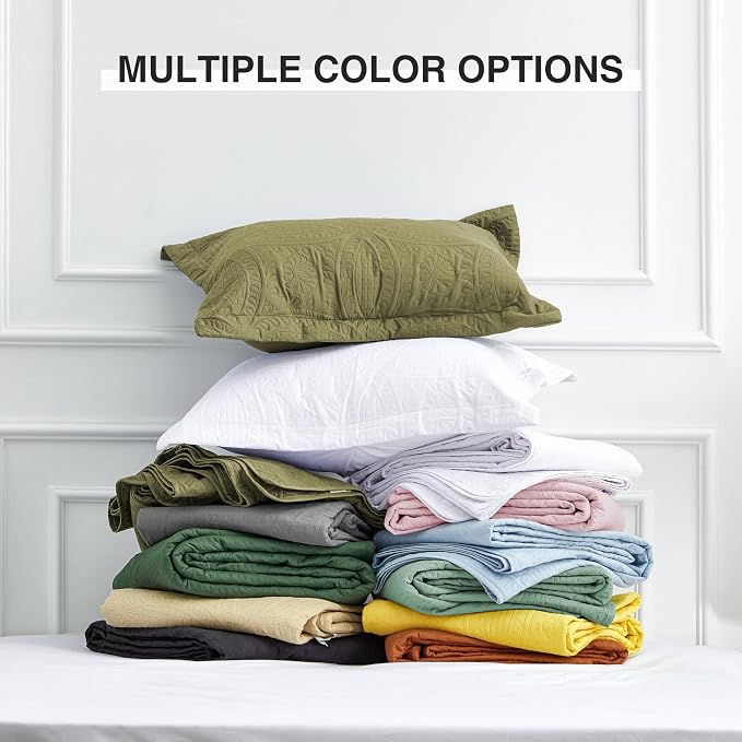 Love's cabin Oversized King Size Quilt Bedding Set Green Bedspreads - Oversized King Lightweight Bedspread Comforter - Coin Pattern Coverlet for All Season - 3 Pieces (1 Quilt, 2 Pillow Shams)