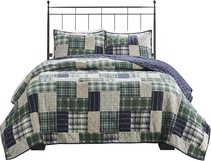 Madison Park Patchwork Farmhouse Green/Navy King Quilt Set, 3pc | Diamond Quilted, Reversible Coverlet Set, Plush Cotton Filled, Lightweight, Machine Washable, Easy Care, All-Season, Cozy