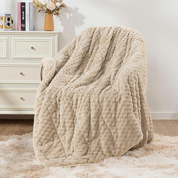 Mr. Sandman Weighted Blankets for Adults, Queen Size 80 x 87 Inches, 25lbs | Machine Washable; Soft Warm Sherpa Fleece; Jacquard Flannel Filled with Glass Beads; Heavy Throw for Sleep and Calm; Khaki