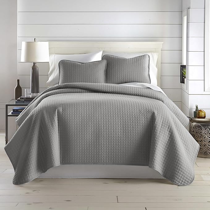 Southshore Fine Living, Inc. Quilt King Size Bedding Set, Cal King Quilt Coverlet Set with 2 Shams, Soft Brushed Lightweight Bedspread, Pet Hair Resistant, Steel Grey